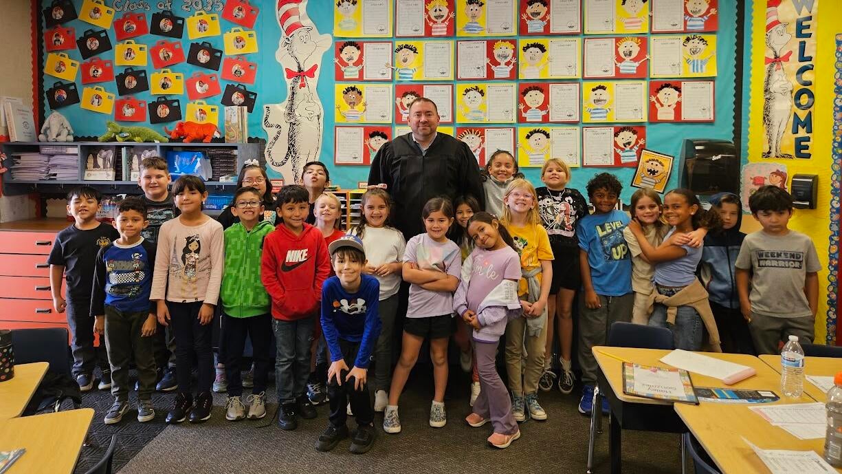 Kern County Judge Michael Caves Judges in the Classroom Visit