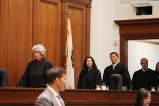 Chief Justice Cantil-Sakauye Walks In for oral argument