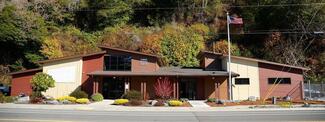 exterior image of building Yurok Justice Center with flagpole